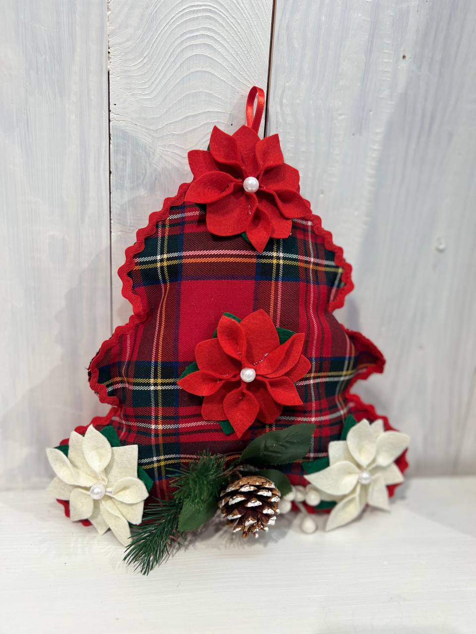 Christmas Tree Door Hanger in Tartan Fabric – Handmade